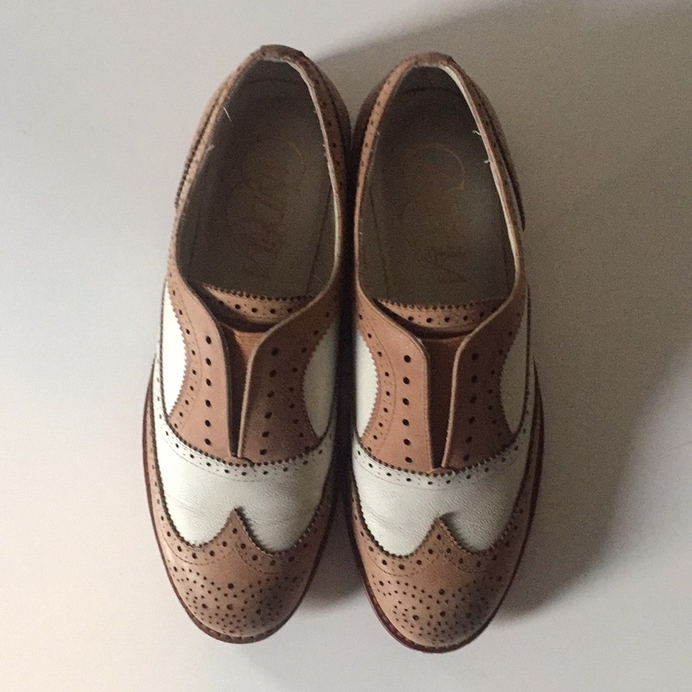 Candela Women’s Oxfords, wingtip style